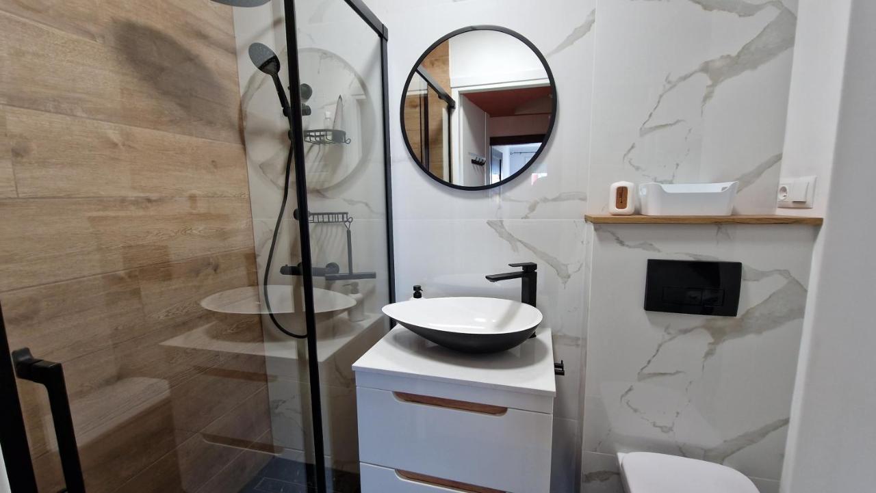 Apartament, 3 Pokoje Na 10 Pietrze Apartment Gdansk Luaran gambar